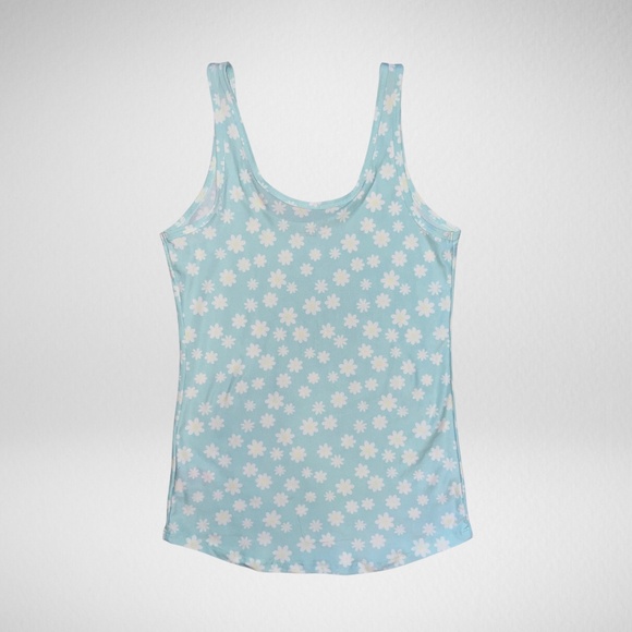 New Without Tags Light Blue Flower Tank Top - Picture 2 of 2